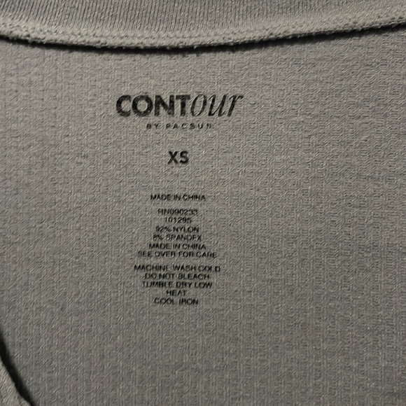 Tops - Picture 2 of 2